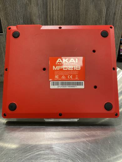 Akai MPD218 Pad Control Unit | Long & McQuade